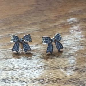 Earrings from forever 21!